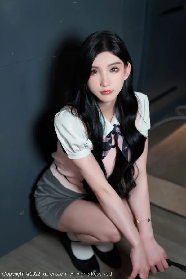 Vol. 05285 周于希Sally(87P)