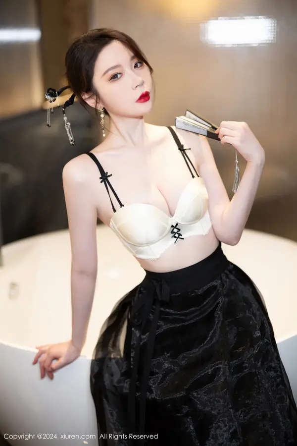 Vol. 08465 梦心玥(83P)