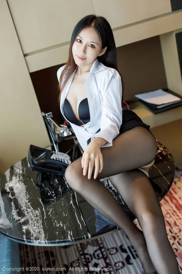 Vol. 02649 月音瞳(47P)