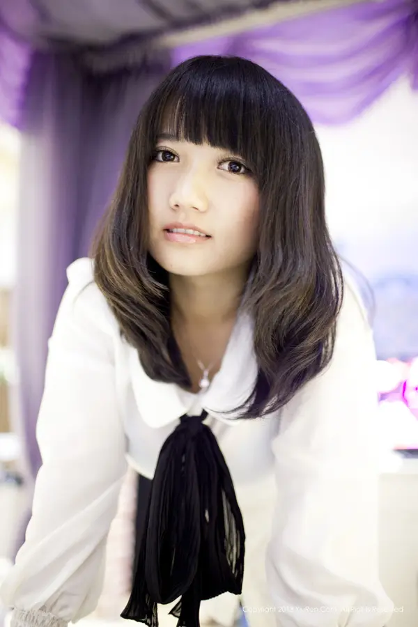 Vol. 00053 默漠无荢(100P)
