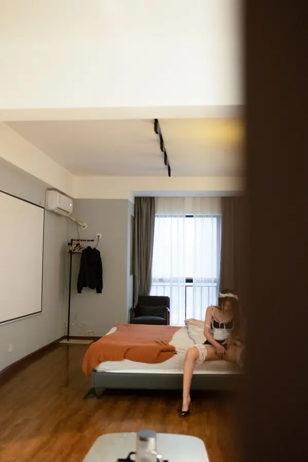 杏子Yada《女仆》(36P)