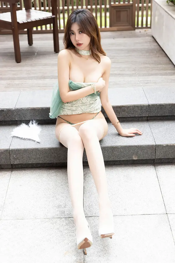 Vol. 05809 绮里嘉ula(71P)