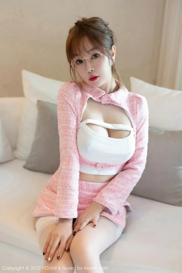 Vol. 0749 王雨纯(67P)