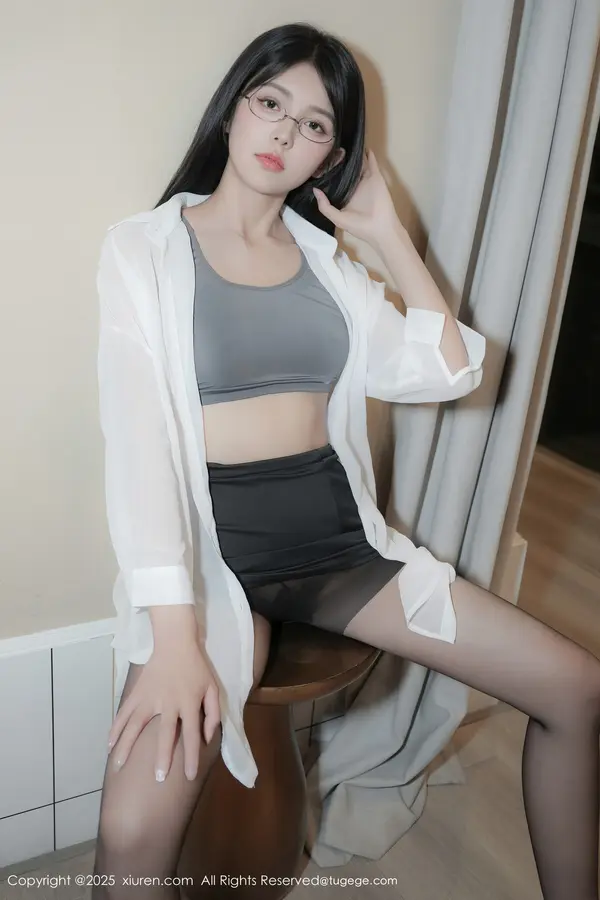 Vol. 10601 美少女@(52P)