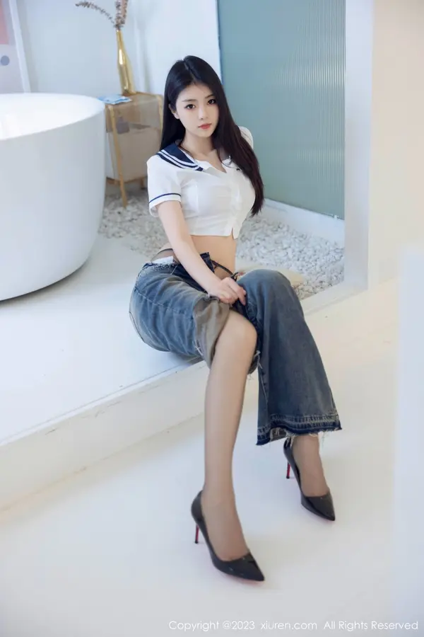 Vol. 07027 可乐Vicky(83P)