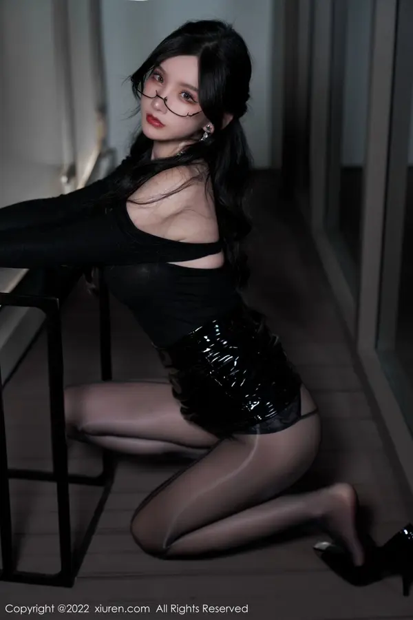 Vol. 04843 周于希Sally(74P)