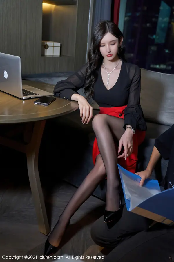 Vol. 04075 周于希Sandy(69P)