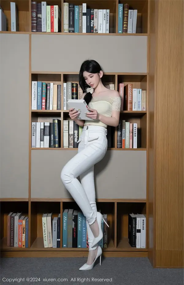 Vol. 08633 周于希Sally(92P)