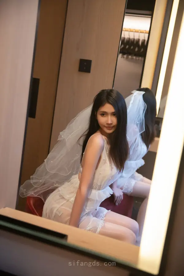 Vol. 09272 刘婷婷《私购流出》(80P + 3V)-妹子录-美女图片|美女写真 专注超高清美女图片分享网站