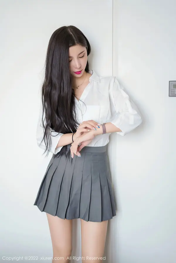 Vol. 04918 小蛮妖Yummy(53P)