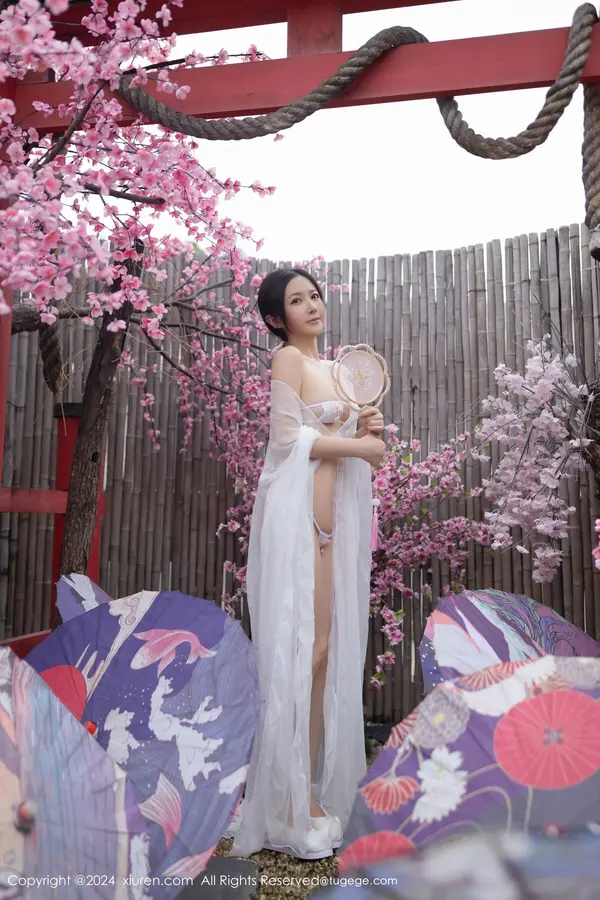 Vol. 08927 鱼子酱Fish(81P)