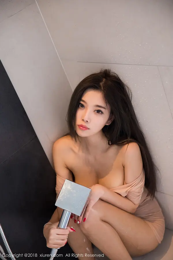 Vol. 01222 杨晨晨sugar(81P)