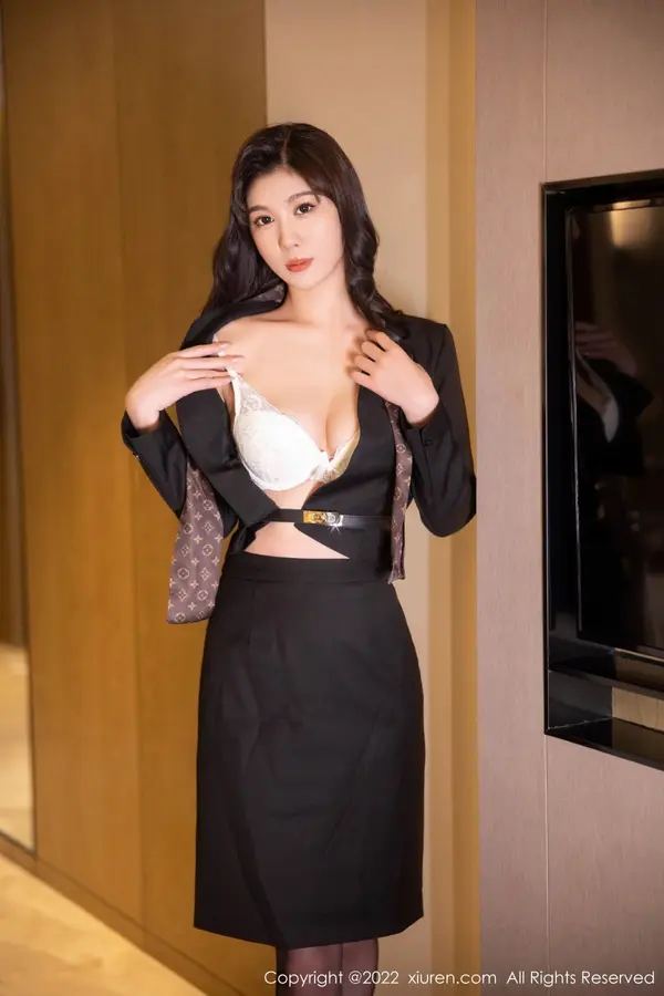 Vol. 05471 李雅柔182CM(82P)