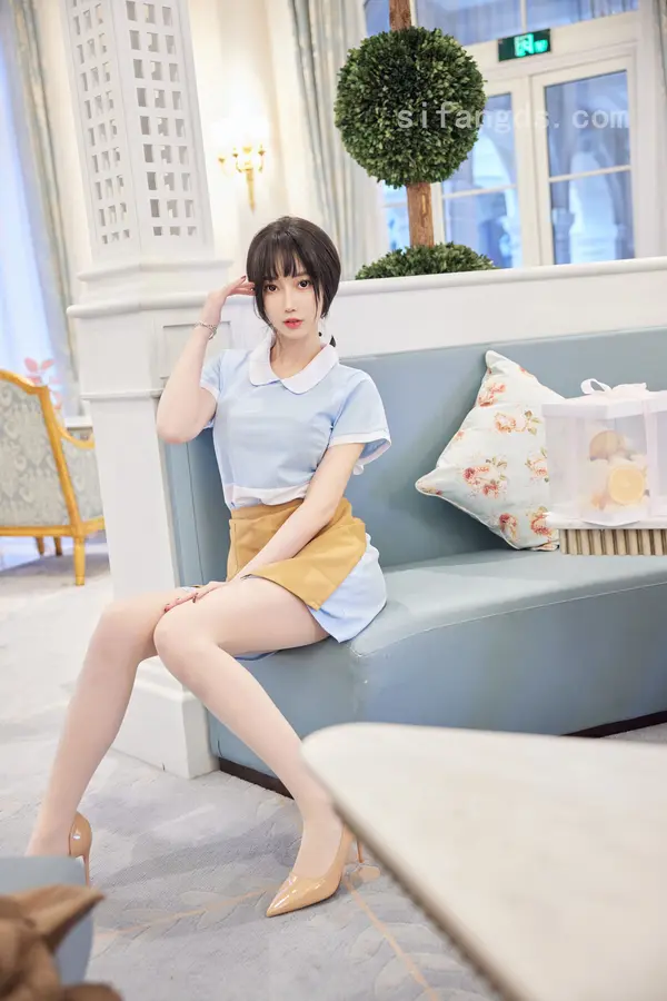 玥儿玥er《私购流出》(82P + 4V)