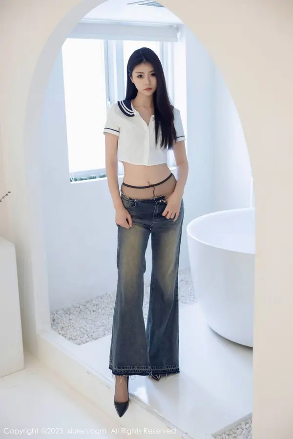 Vol. 07027 可乐Vicky(83P)