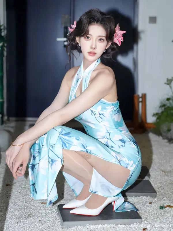 Vol. 10594 梨霜儿(83P)