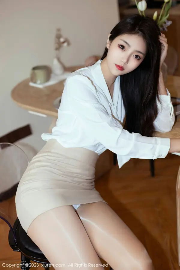 Vol. 06465 可乐Vicky(65P)