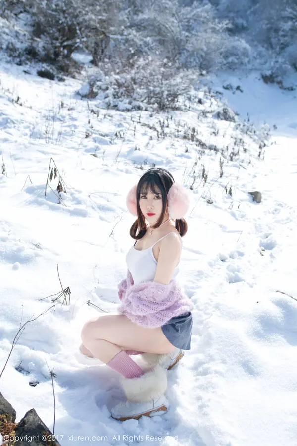 Vol. 00720 兜豆靓Youlina(52P)
