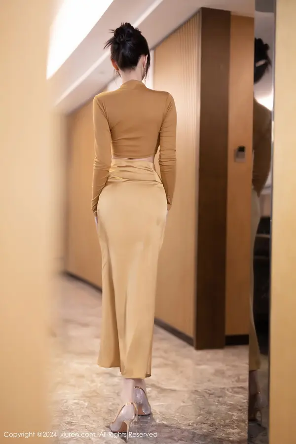 Vol. 08574 玥儿玥(82P)