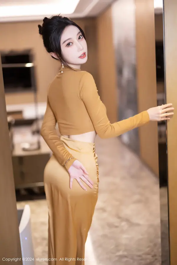 Vol. 08574 玥儿玥(82P)