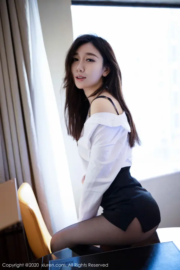 Vol. 01933 伊思思(51P)