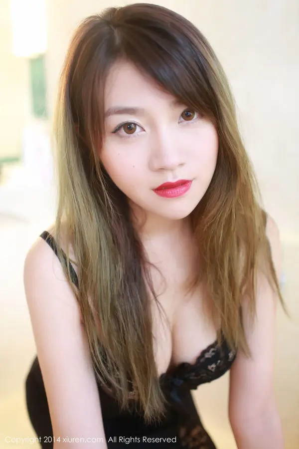 Vol. 00193 许诺Sabrina(53P)