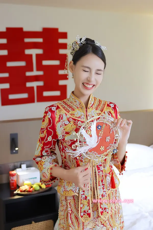 Vol. 8534 lingyu69《私购流出》(89P)