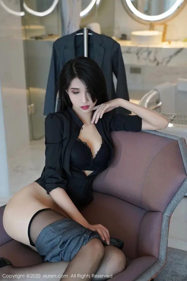 Vol. 02898 葛征Model(72P)
