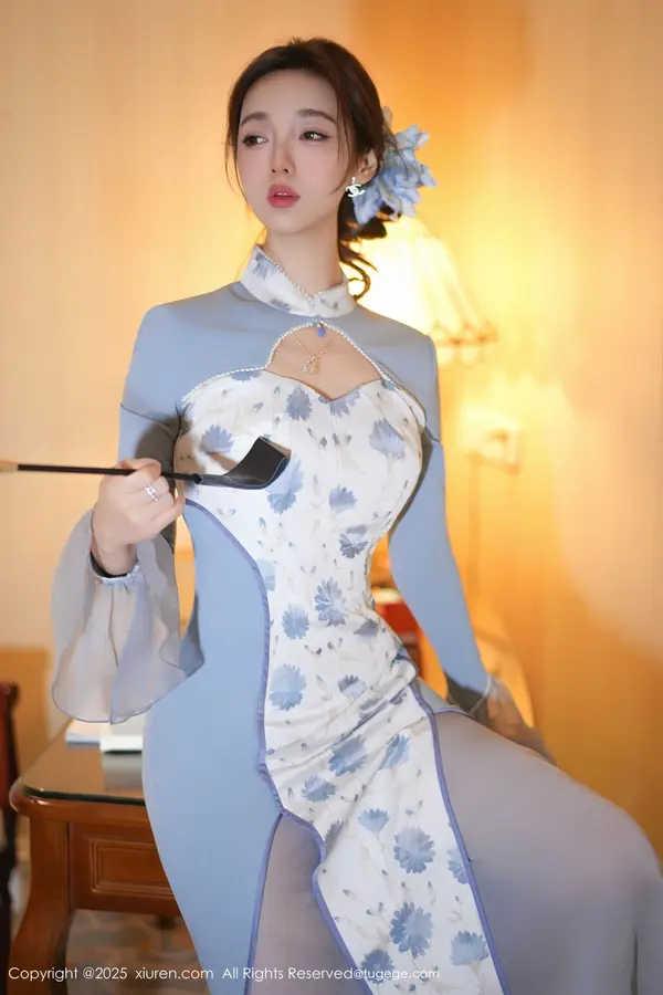 Vol. 11033 Twins-桃桃(81P)