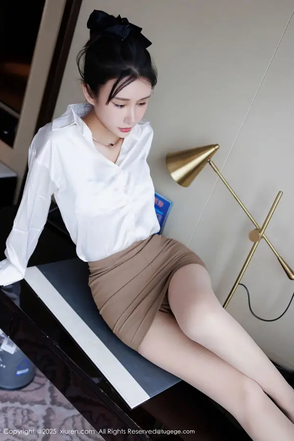 Vol. 10543 艺艺yiyi(50P)
