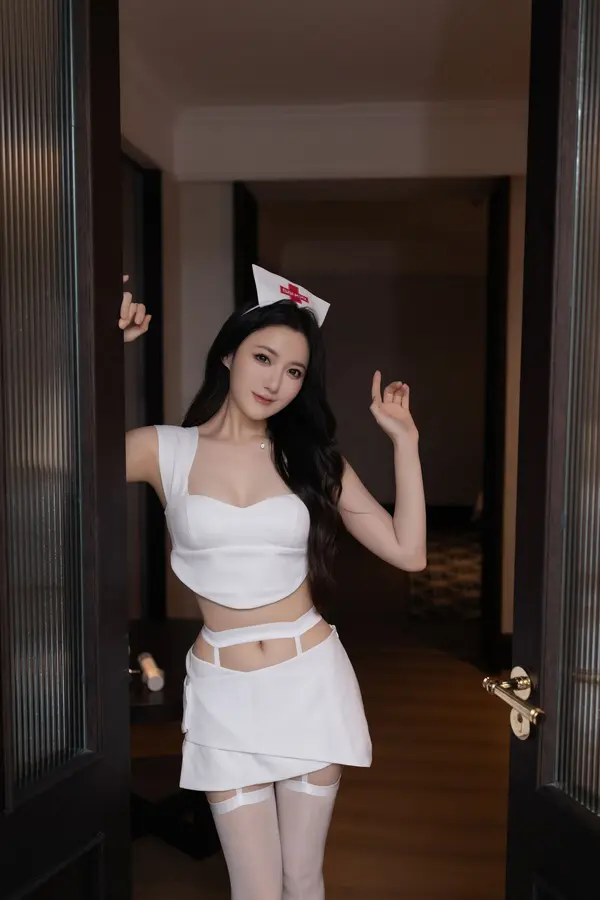 Vol. 10711 鱼子酱Fish《私购流出》(120P)