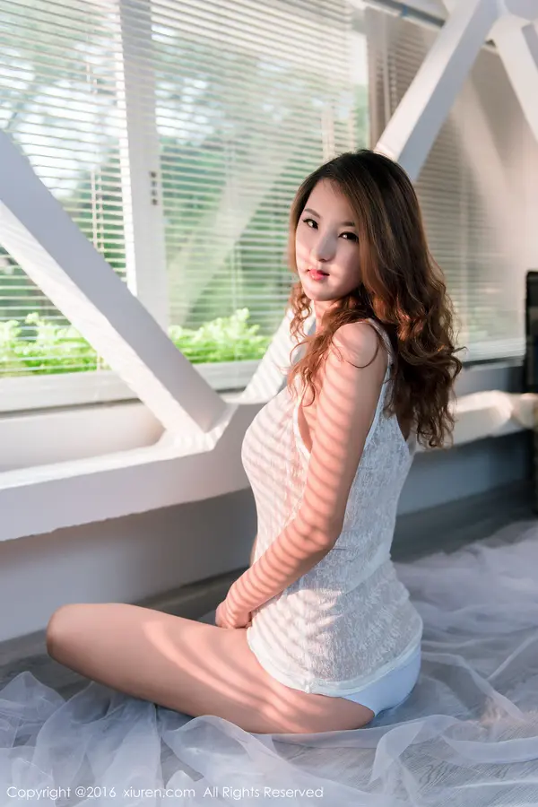 Vol. 00642 小妮子Julia(50P)
