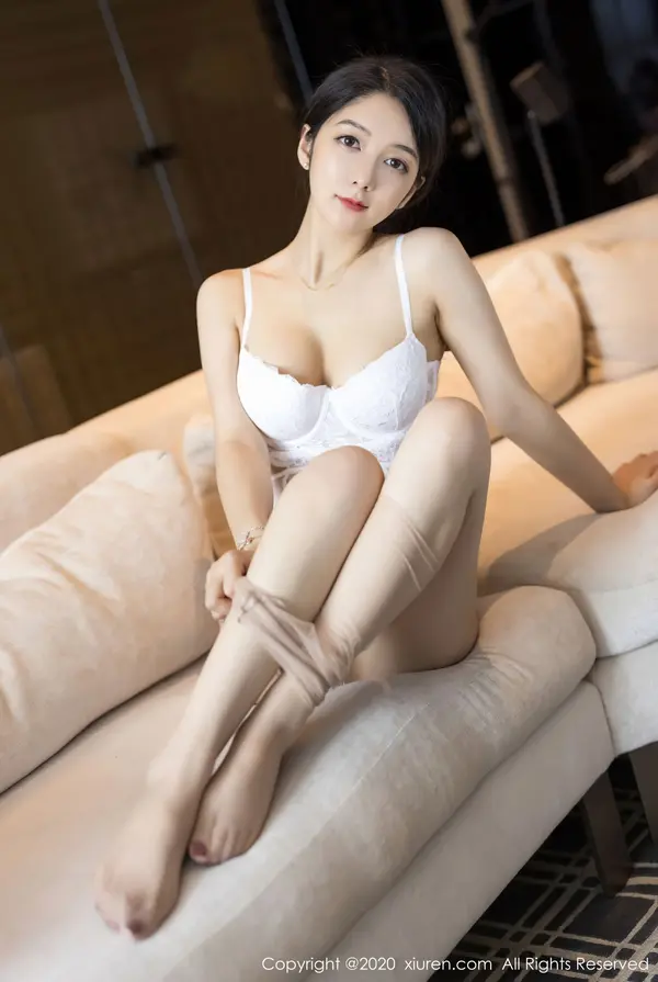 Vol. 02619 Angela小热巴(51P)