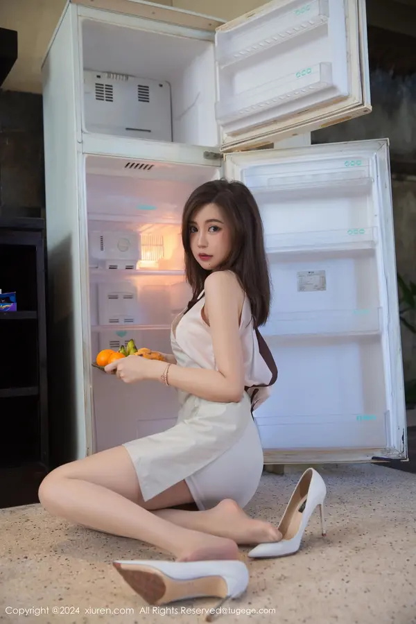 Vol. 08903 绮里嘉ula(71P)
