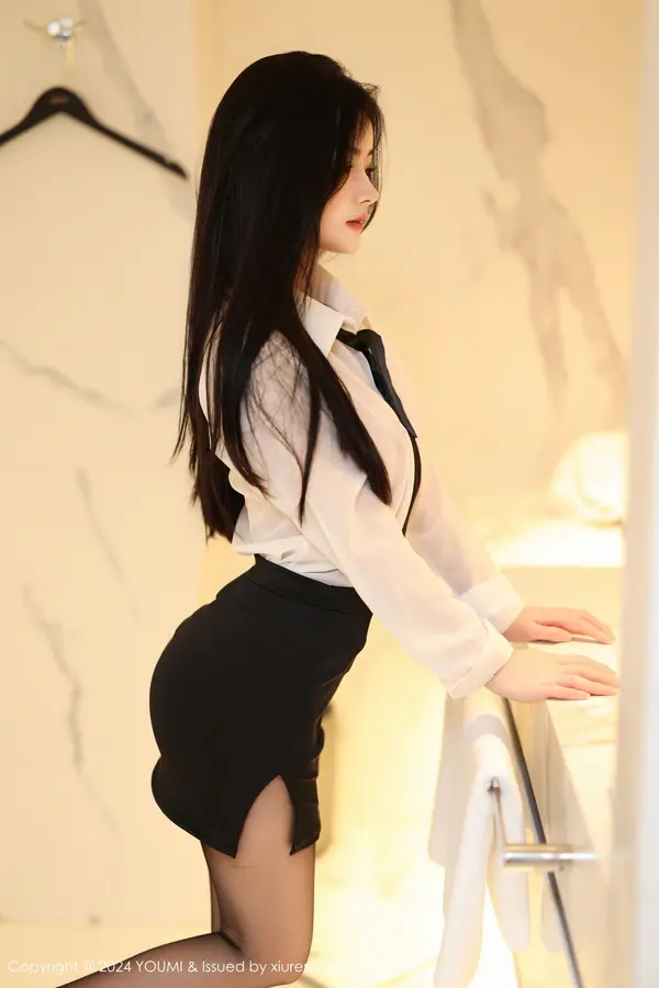 Vol. 1050 谭小灵(91P)