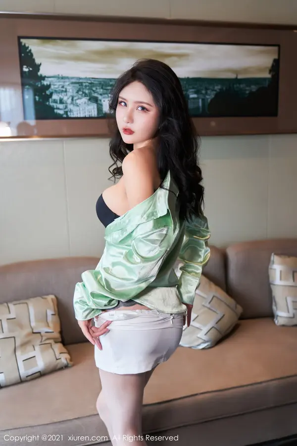 Vol. 04127 Emily尹菲(68P)