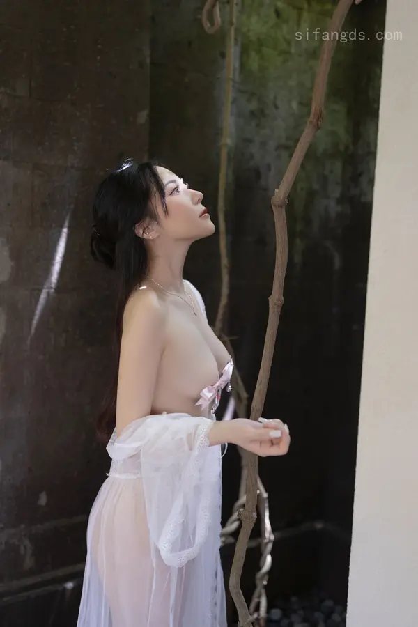 Vol. 10173 鱼子酱Fish《私购流出》(120P)