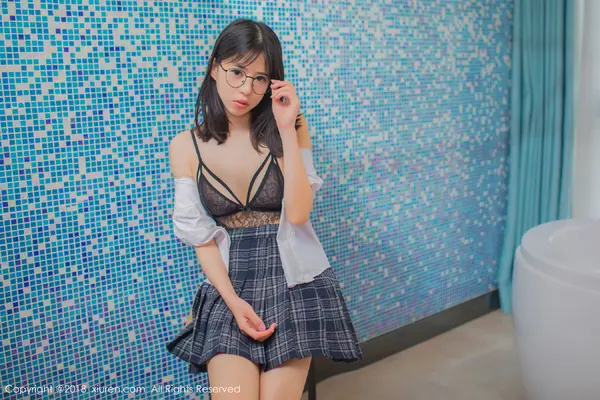 Vol. 01094 艾栗栗栗栗栗栗吖(51P)