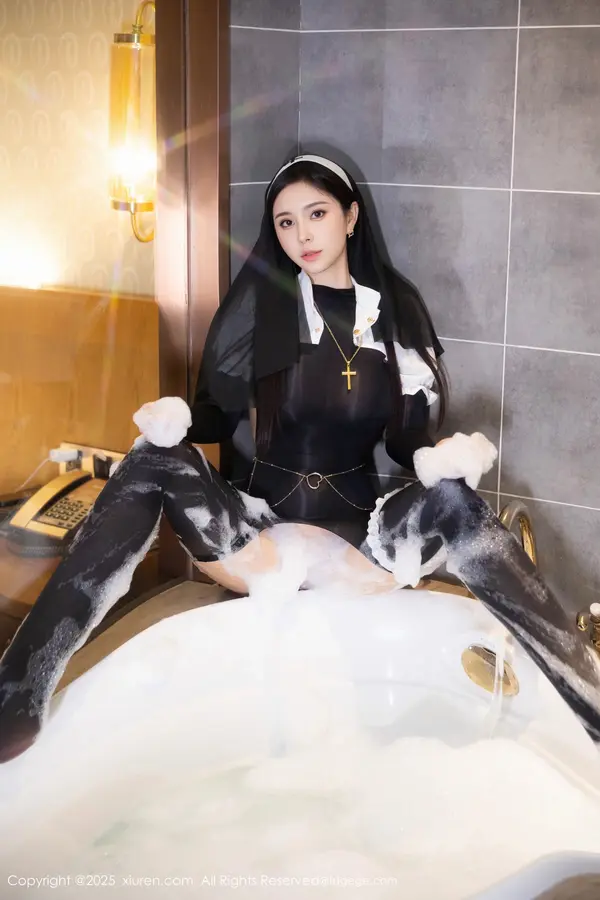 Vol. 09723 小蛮腰Yummy(77P)