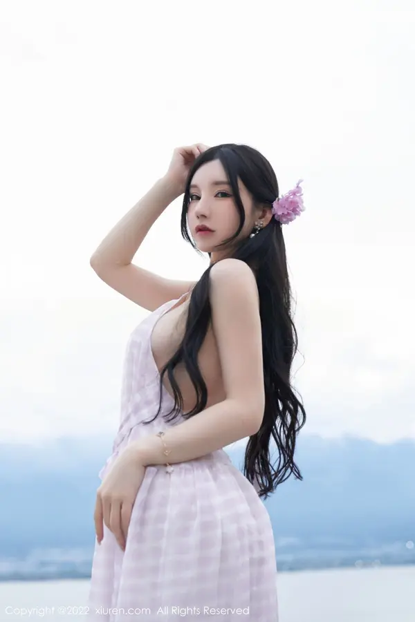 Vol. 05207 周于希Sally(80P)