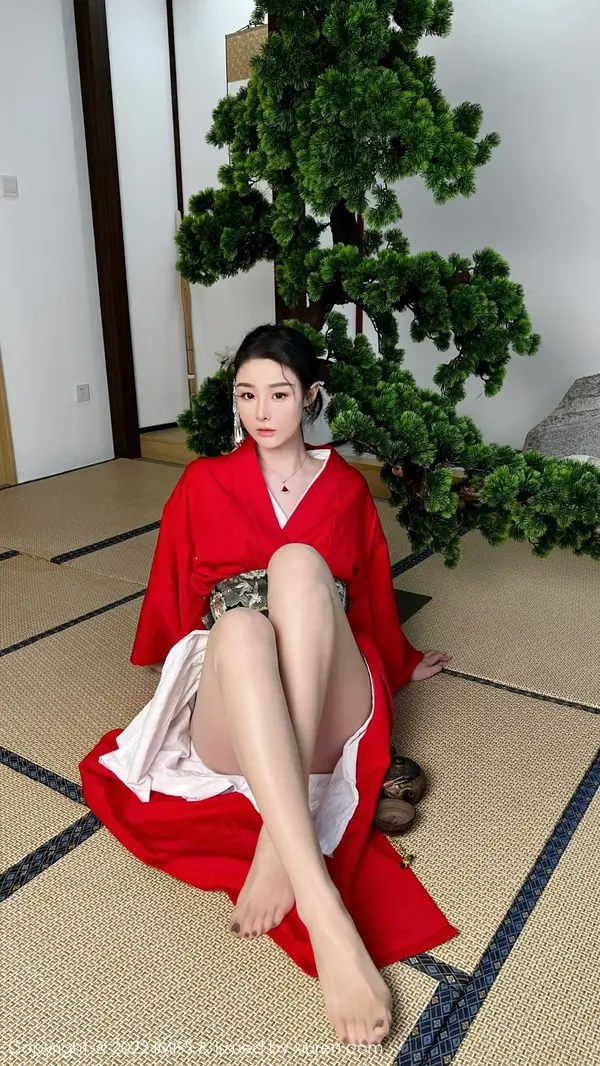 Vol. 0669 逗逗doudou(31P)