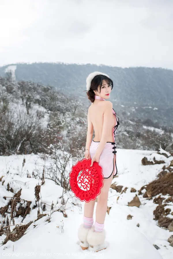 Vol. 00686 兜豆靓Youlina(51P)