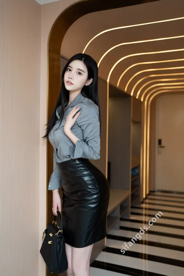 Vol. 0288 晚苏Erikaki《私购流出》(90P + 2V)