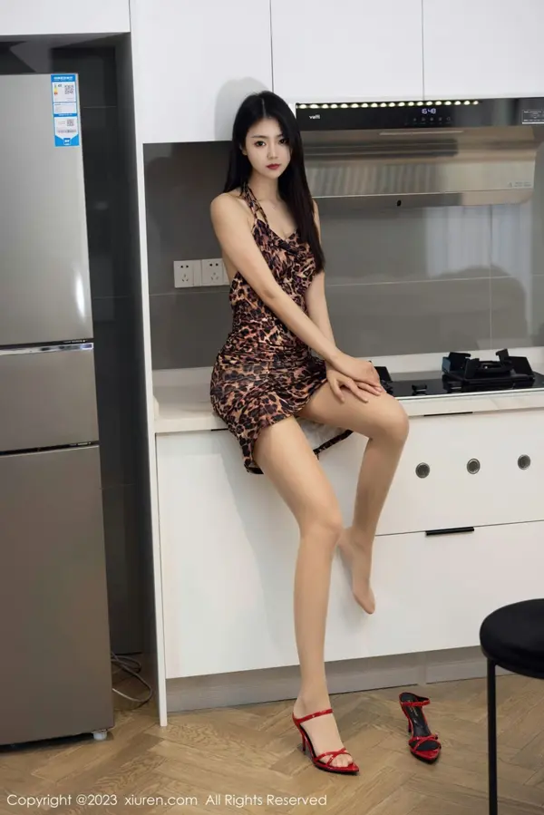 Vol. 06703 可乐Vicky(59P)