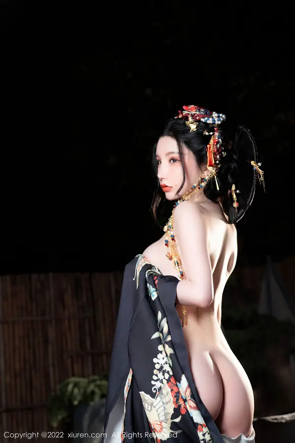 Vol. 05537 周于希Sally(81P)