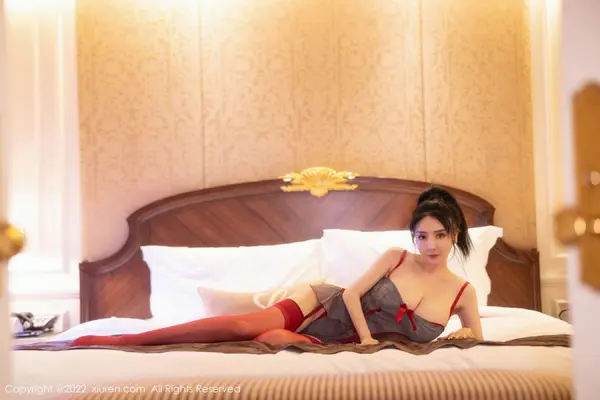 Vol. 05818 潘娇娇(82P)