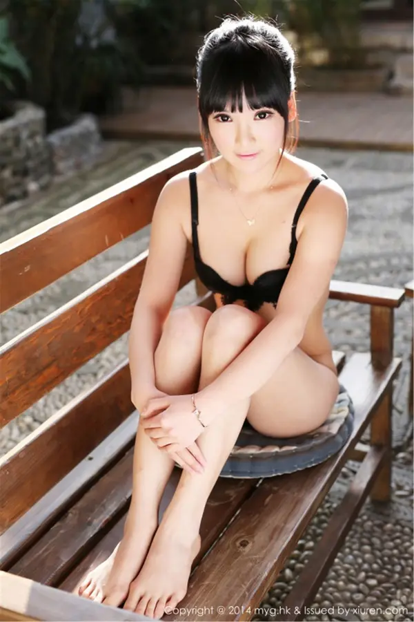 Vol. 0070 妮儿Bluelabel(58P)