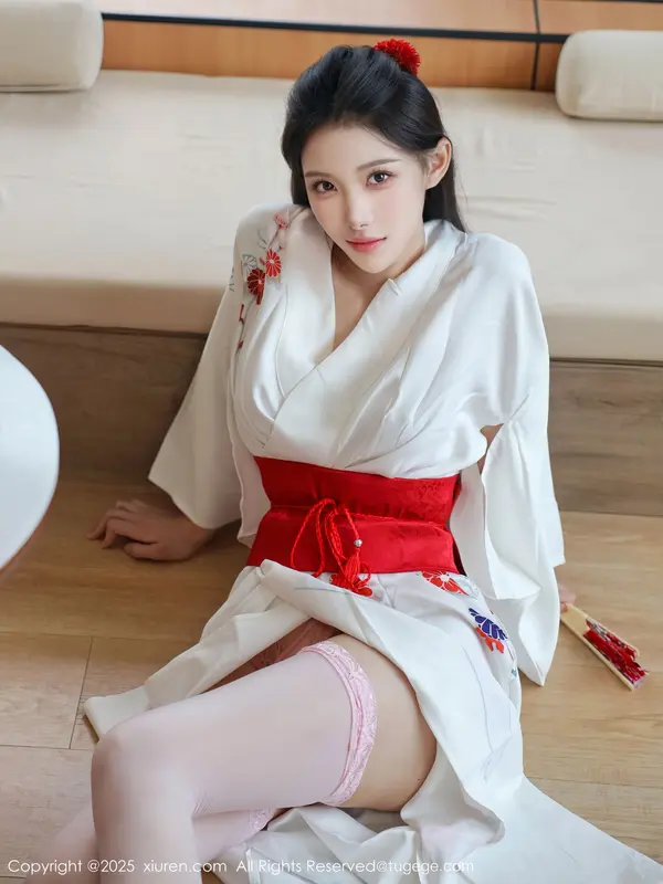 Vol. 10767 梨霜儿(84P)