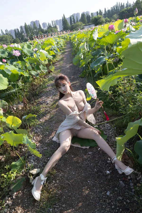 Vol. 10630 陆萱萱《私购流出》(91P)