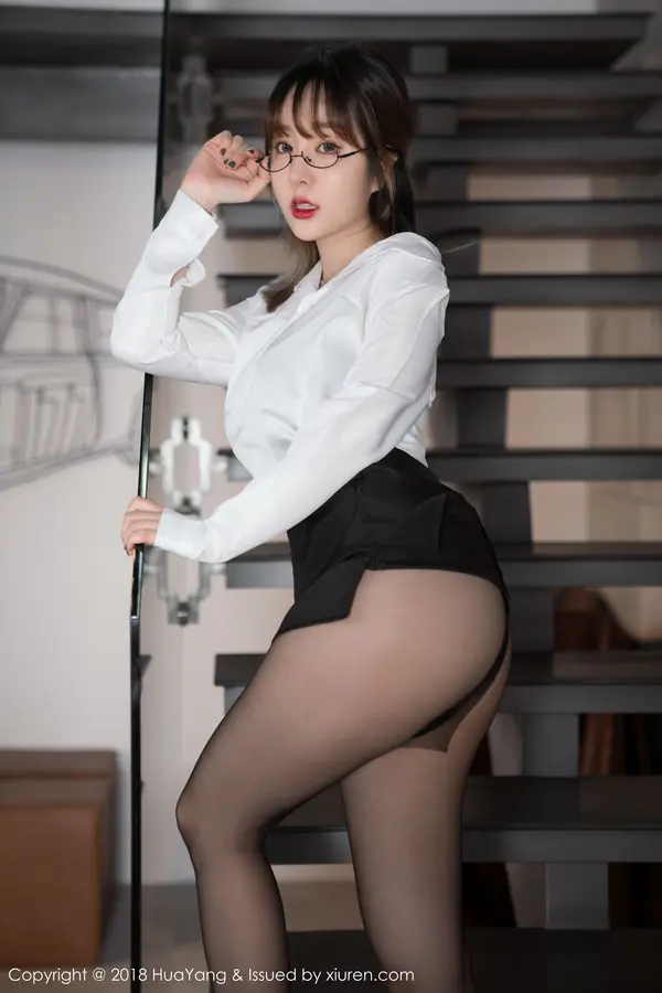 Vol. 0042 王雨纯(56P)